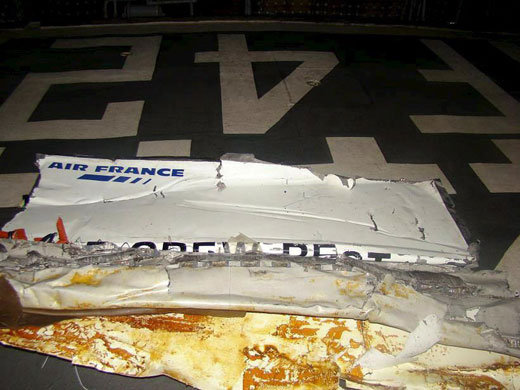 Search for Air France jet: A piece of debris from Air France flight 447