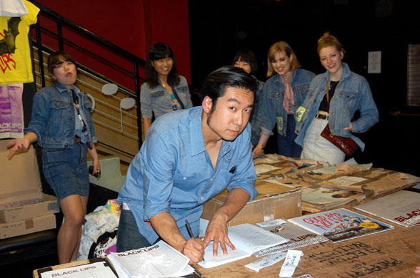 Mika Miko Gallery: Mika Miko Gallery