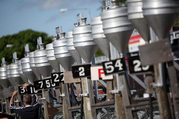 24sport: Enthusiasts Gather From Around The World To Enjoy The TT Races