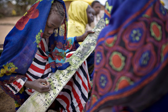 9 June 2009: Dadaab, Kenya: A Somali refugee girl at Dagahaley camp