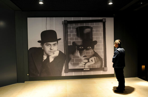 Musee Magritte Museum: A visitor at the Magritte museum in Brussels