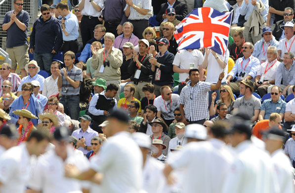 Tom Jenkins: Ashes day three