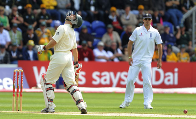 Tom Jenkins: Ashes day three