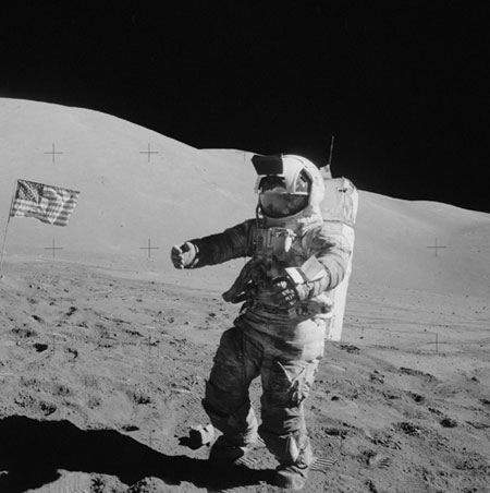 Walk on the moon: Apollo 17