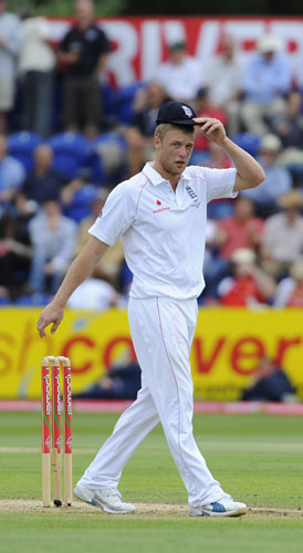 tom jenkins: Ashes cricket day three