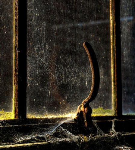 JamesMilena portfolio: Garage Window