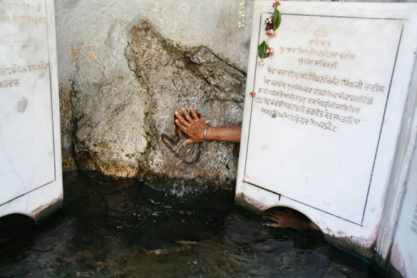 Pakistan's Sikh refugees: Sikhs fleeing Taliban take refuge at historical shrine