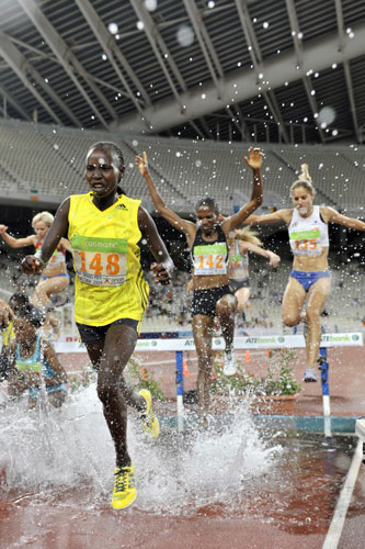 24sport: Gladys Kipemboi competes in the 3000m steeplechase