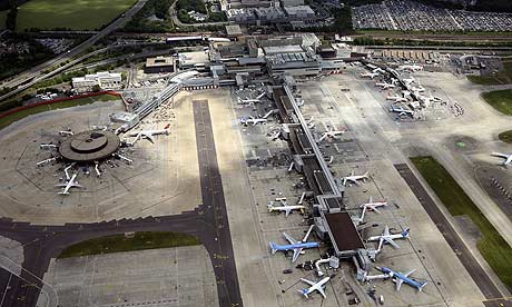 Gatwick-airport-001.jpg