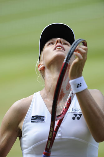 Wimbledon day ten: Elena Dementieva looks to the sky