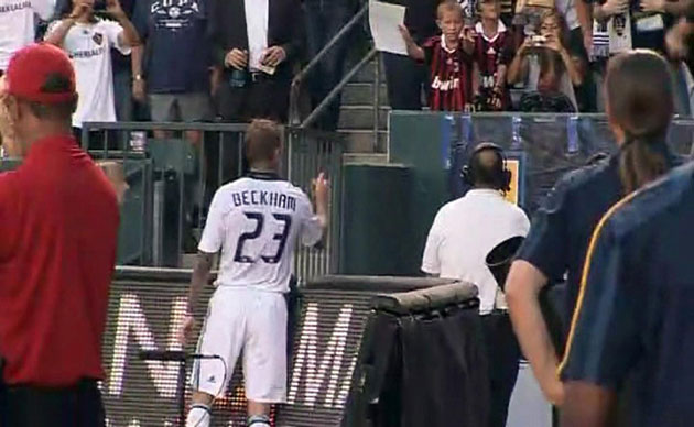 Beckham: Beckham confronts Galaxy fans after jeers
