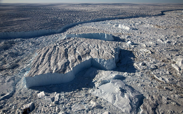 Greenpeace in Greenland: Climate Change Impacts expedition in Arctic : Petermann glacier