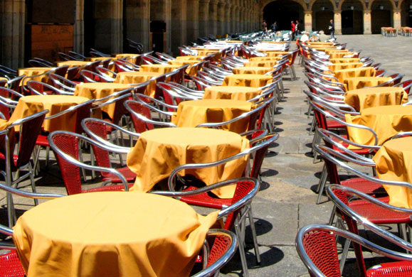 Camera Club: Table service