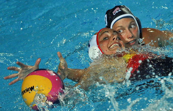 FINA World Championship: Alison Gregorka of the US, right, and Spain's Maica Garcia