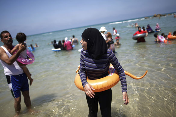Beach in Israel: Palestinians enjoy as day at the beach in Israel