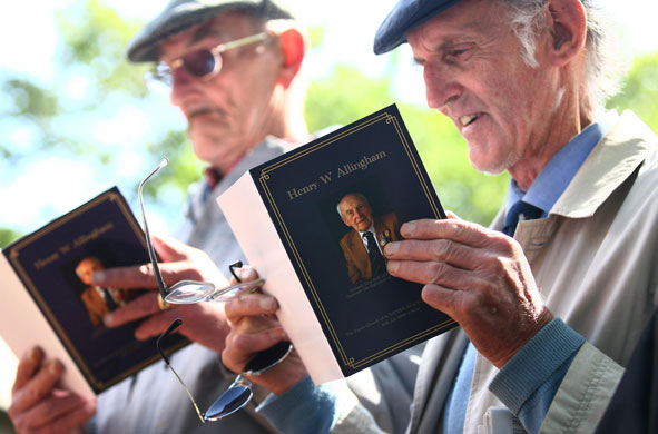 Henry Allingham funeral: Mourners read the order of service