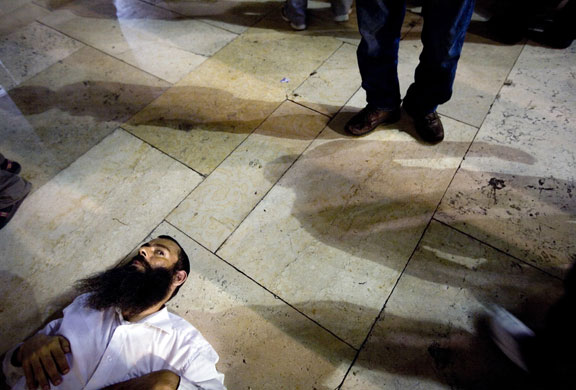 24 hours in pictures: Tisha B'Av in Jerusalem