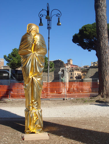 In Pictures Pose: Ali Epps