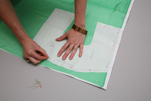 OWM Make a Kaftan: OWM: Make your own Matthew Williamson Kaftan instruction 3b)