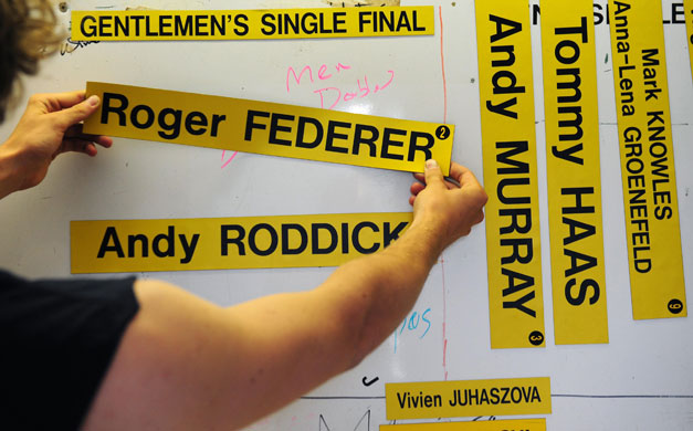 Wimbledon: Day 12: Wimbledon 2009 Day 12 the order of play being arranged