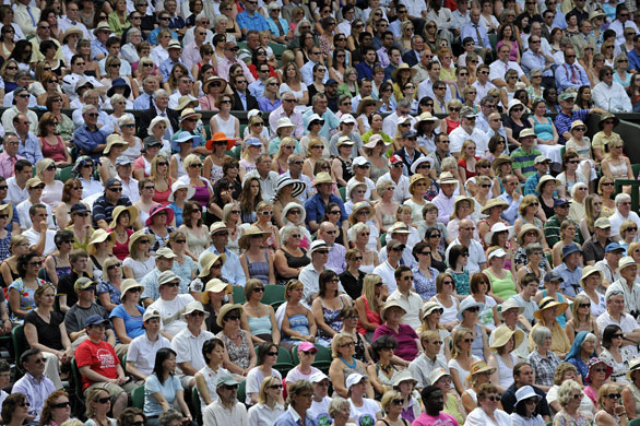 Wimbledon: Day 12: Wimbledon 2009 Day 12 the crowd watching the final