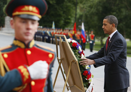 Obama in Russia: President Barack Obama lays a wreath at the Tomb of the Unknown Soldier