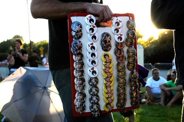 Michael Jackson Funeral: Friends And Family Pay Last Respects To Michael Jackson