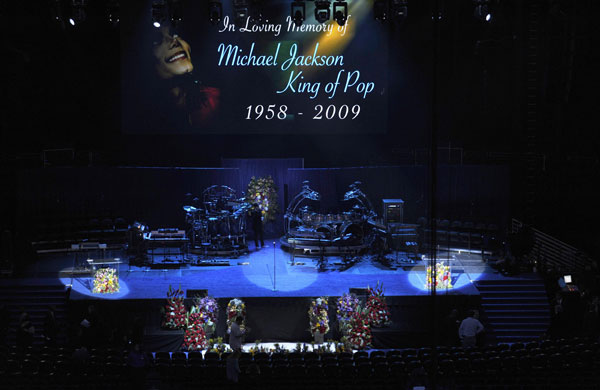 Michael Jackson funeral: Lighting technicians and stage hands set up 