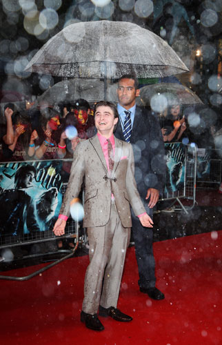weather london: World Premiere of Harry Potter And The Half Blood Prince