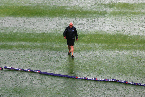 weather london: Play is abandoned due to storms at Lord's cricket ground