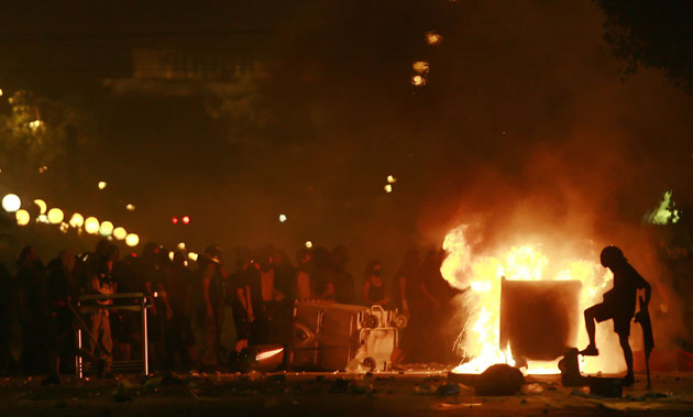 24 hours in pictures: Burning barricades in central Athens