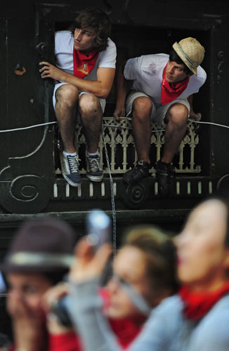 24 hours in pictures: Pampolona tourists