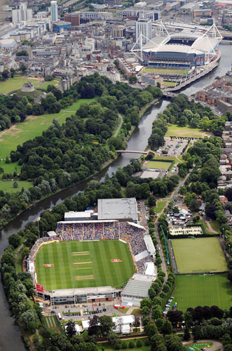 24 hours  in sport: The Ashes