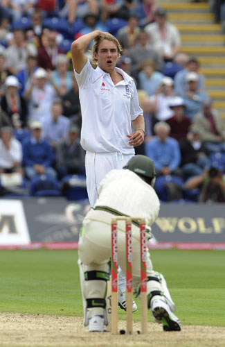 Tom Jenkins: Ashes cricket