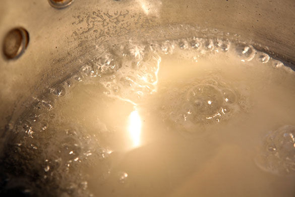 Caramel: Dan Lepard making caramel