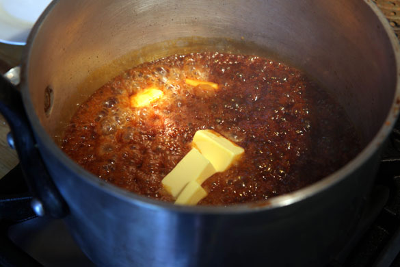 Caramel: Dan Lepard making caramel