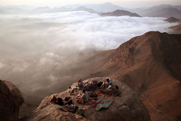 Eyewitness: Sunrise on Mount Moses