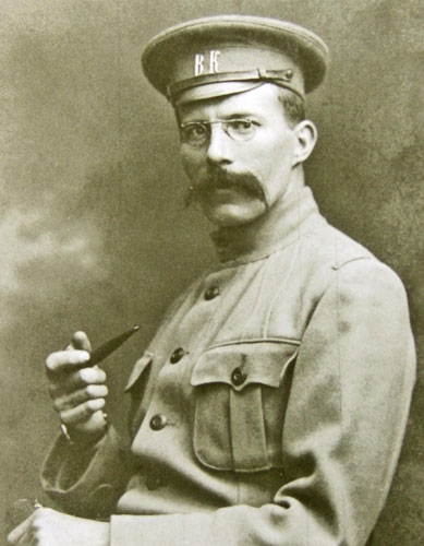 Arthur Ransome: Arthur Ransome in his press corps uniform
