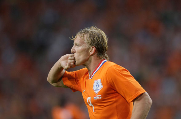 Holland v England: Dirk Kuyt celebrates