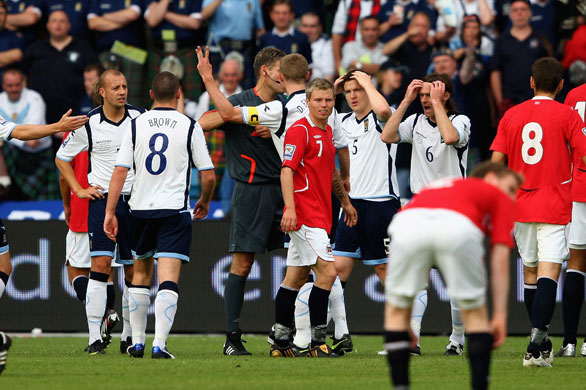 Norway v Scotland: Referee Alain Hamarhe sends off Gary Caldwell