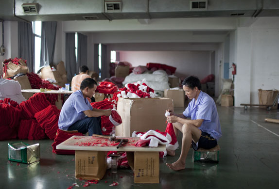 Christmas production line: Production line of Christmas goods at a factory in Yiwa China