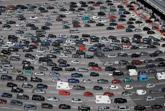 24 hours in pictures France An aerial view of cars queueing at the Vienne