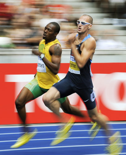 World Athletics Champs: Ricardo Chambers and Jeremy Wariner in their 400m heat