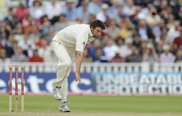 Tom Jenkins 3rd Ashes: Ben Hilfenhaus in action