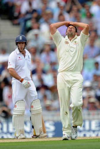 Ashes 5th Test Day 1: Hilfenhaus reacts as he realises just how close he came to bowling Bell