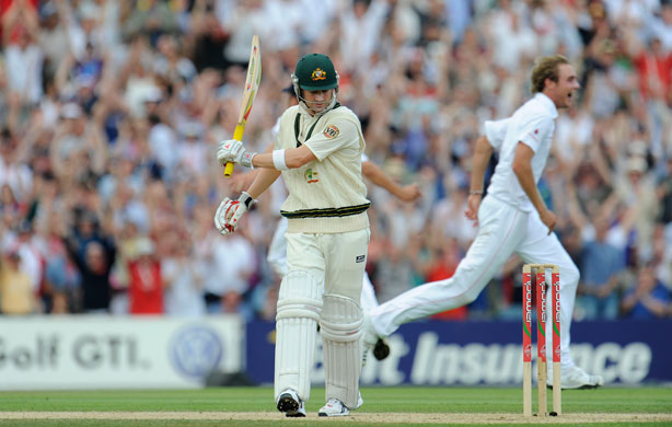 tom ashes day 2: Michael Clarke caught by Trott off Broad