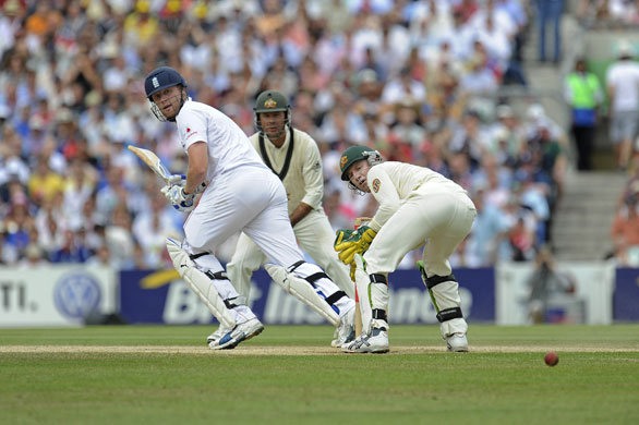 Sat 2 ashes: Flintoff leg glances North for four