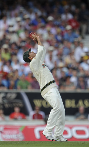 sat 3 ashes: Ricky Ponting waits to catch Stuart Broad