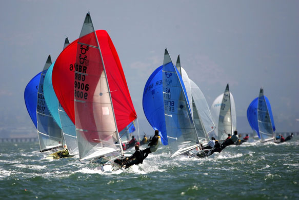 24sport: Boats race with their spinnakers out at the 2009 SAP 505 World Championship