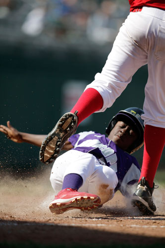 24sport: Anthony Cusati and Santee Jackson at the Little League World Series